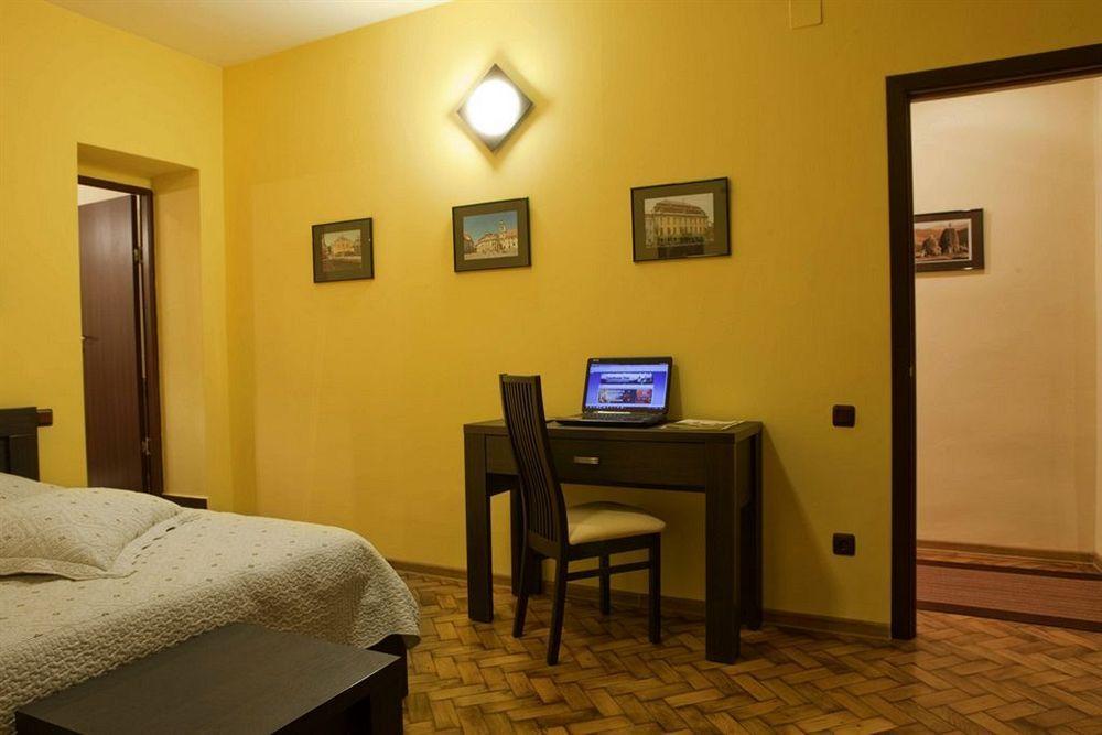 Rami House Central Double Rooms براشوف المظهر الخارجي الصورة