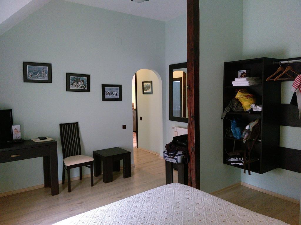 Rami House Central Double Rooms براشوف الغرفة الصورة