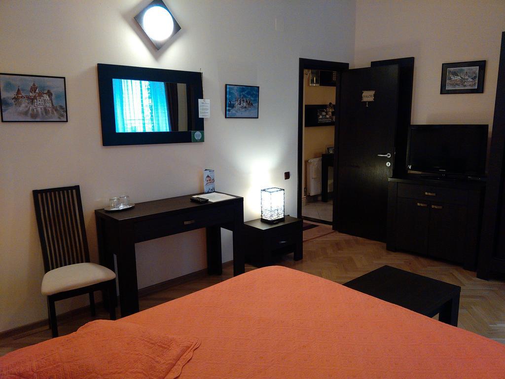 Rami House Central Double Rooms براشوف الغرفة الصورة