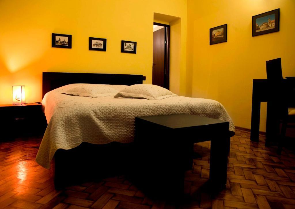 Rami House Central Double Rooms براشوف الغرفة الصورة